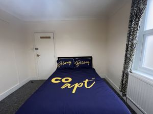 Photo 16- click for photo gallery